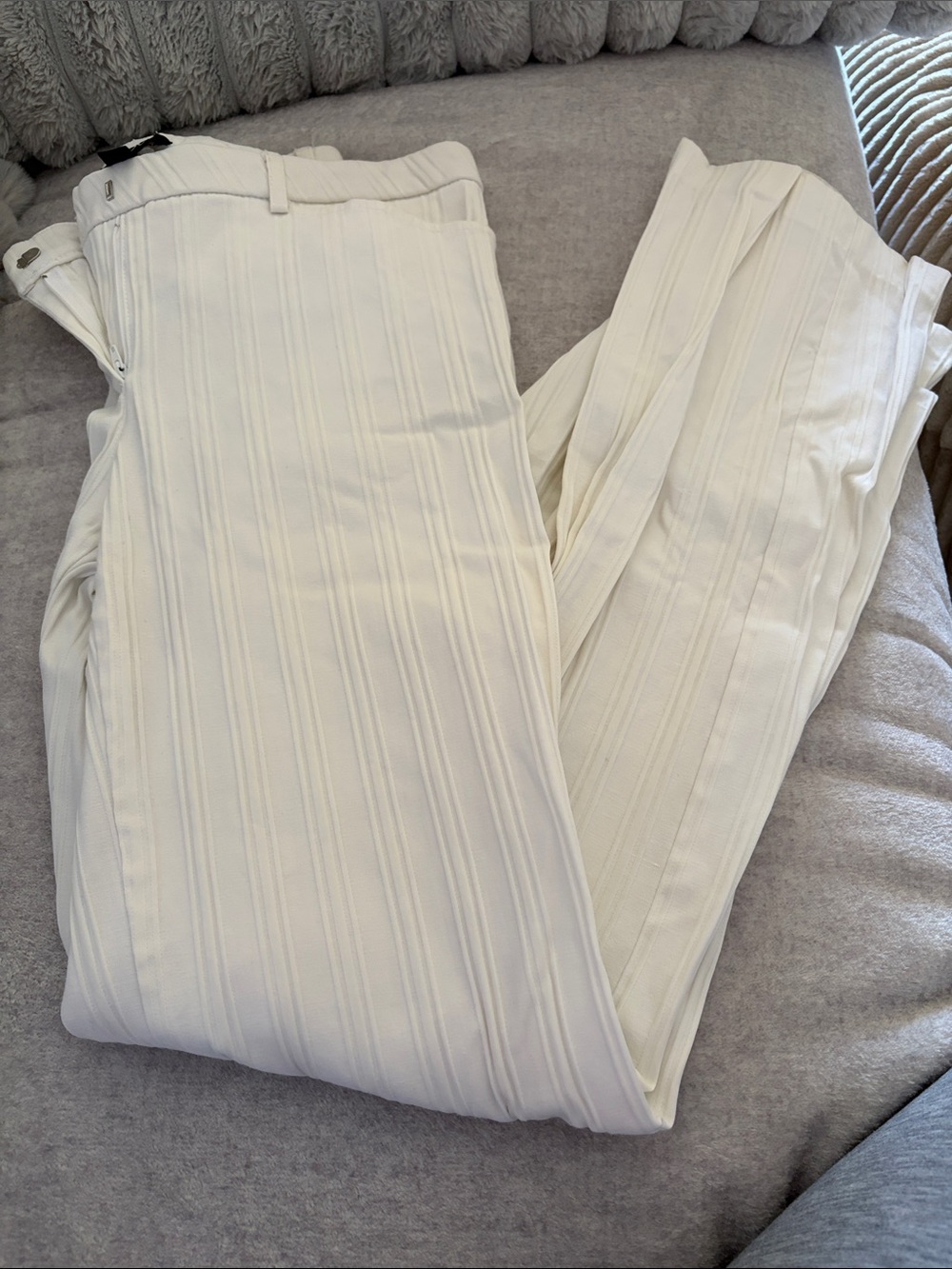 Bebe Y2K White Textured Dress Pants - 10